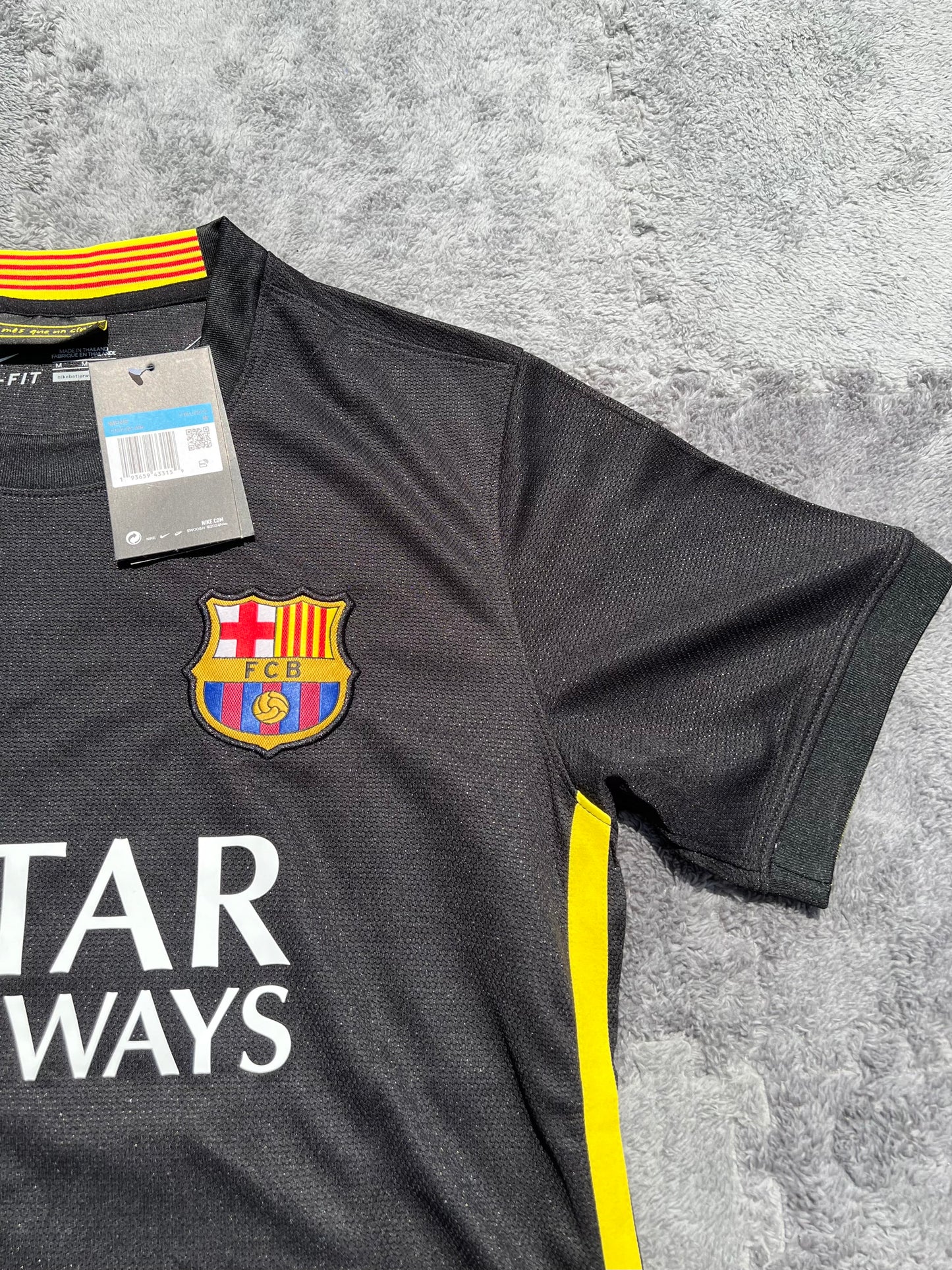 Barcelona 2013-14 away Neymar