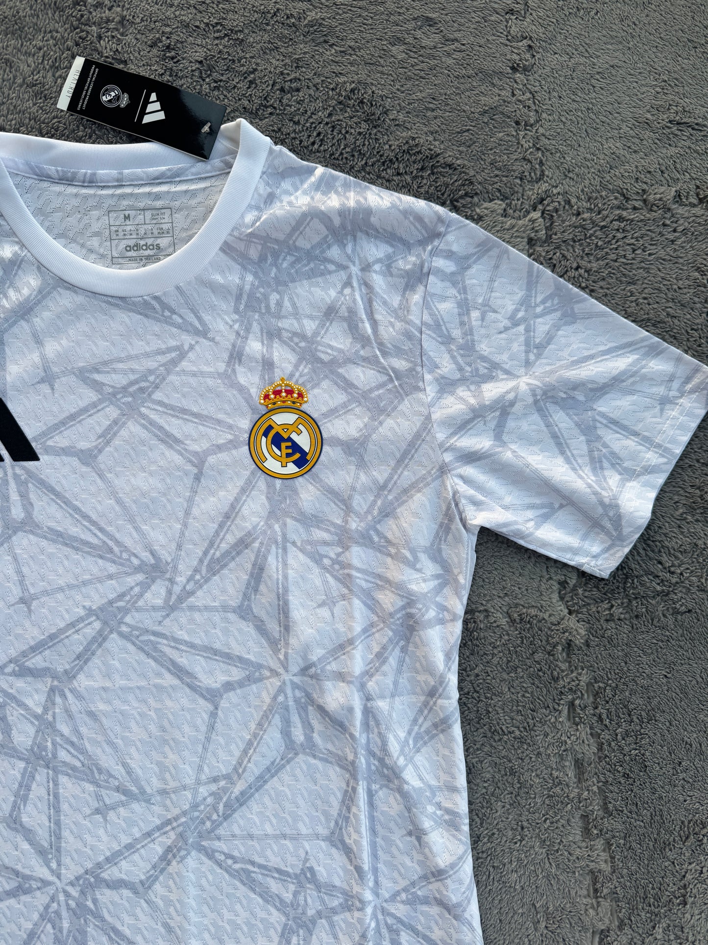 Real madrid 2025 trainig kit