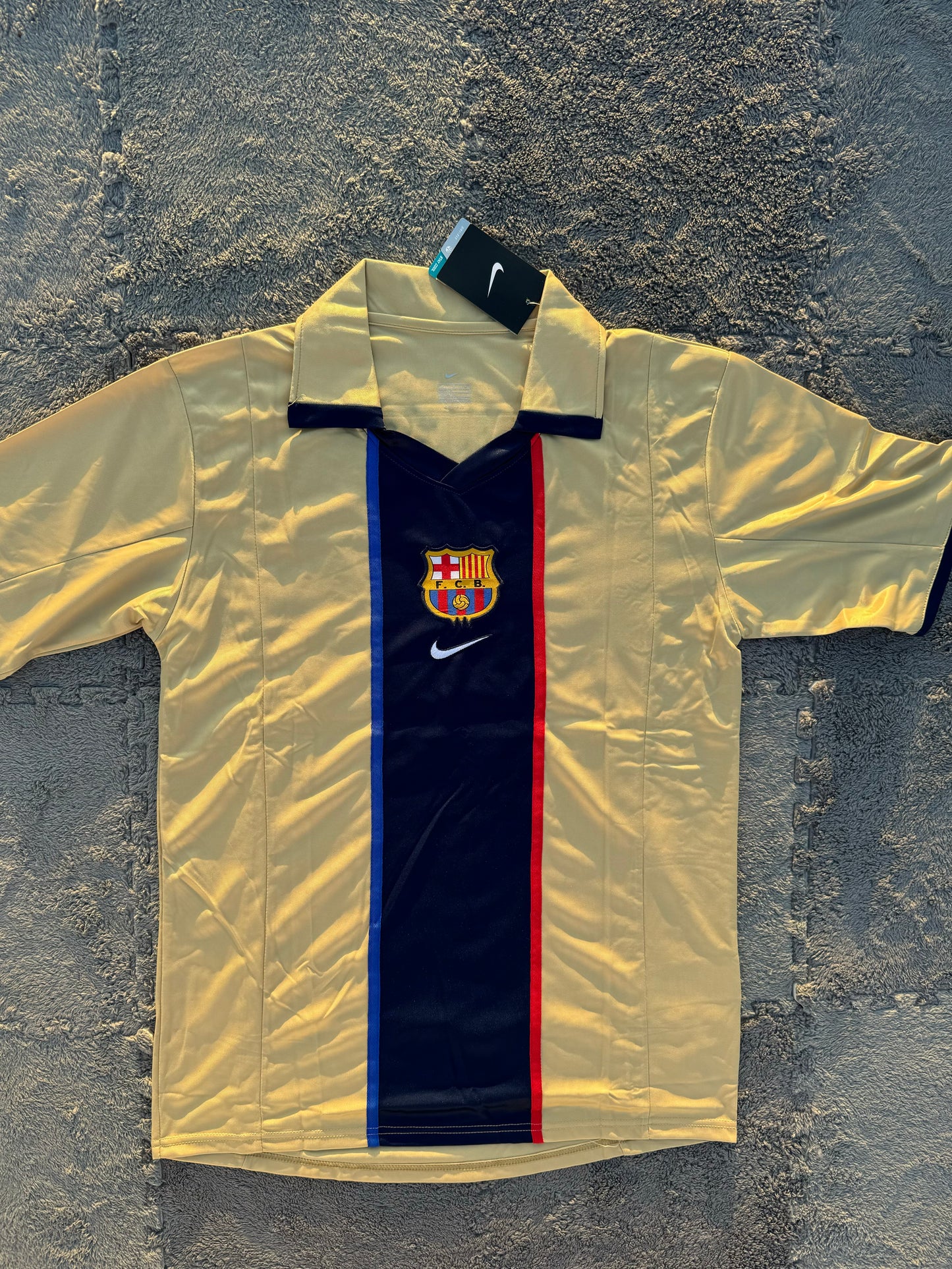 Barcelona 2001-3 away Iniesta