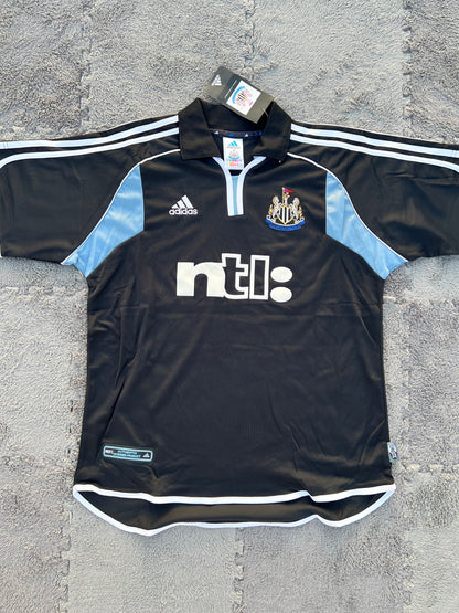 Newcastle 2000-1 away shearer